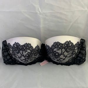 Preowned  Dream Angles 36D black lace strapless